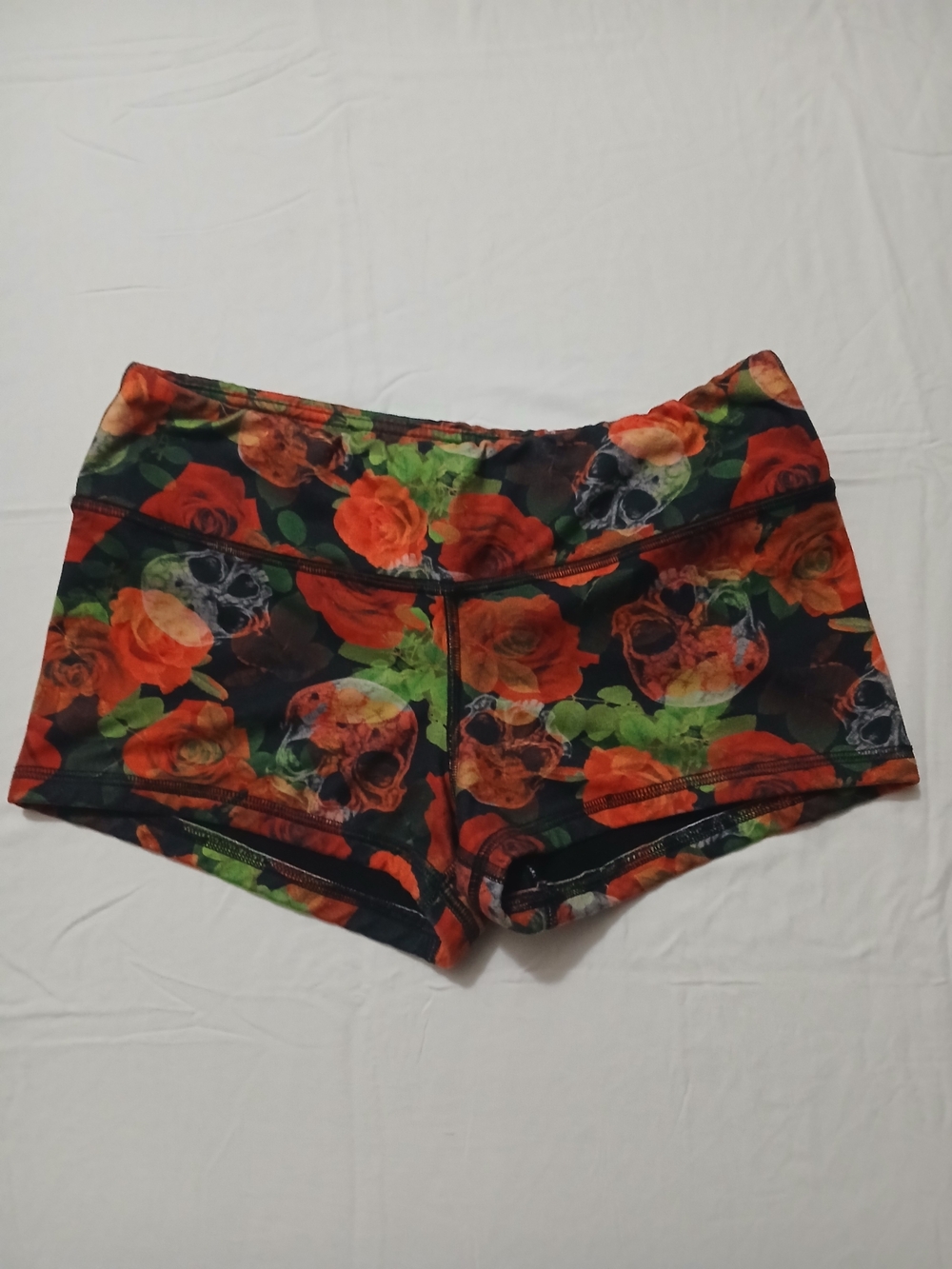 Fleo Rare Till Death Rose Skull Shorts